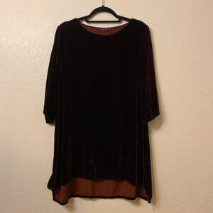 Cutloose maroon velvet mid-length pullover dress